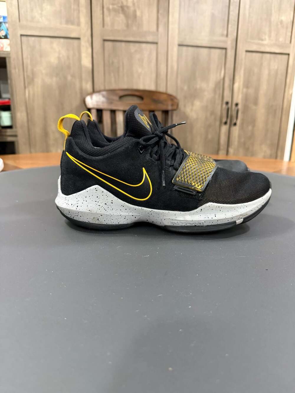 Nike PG 1 Black University Gold Size 8.5
